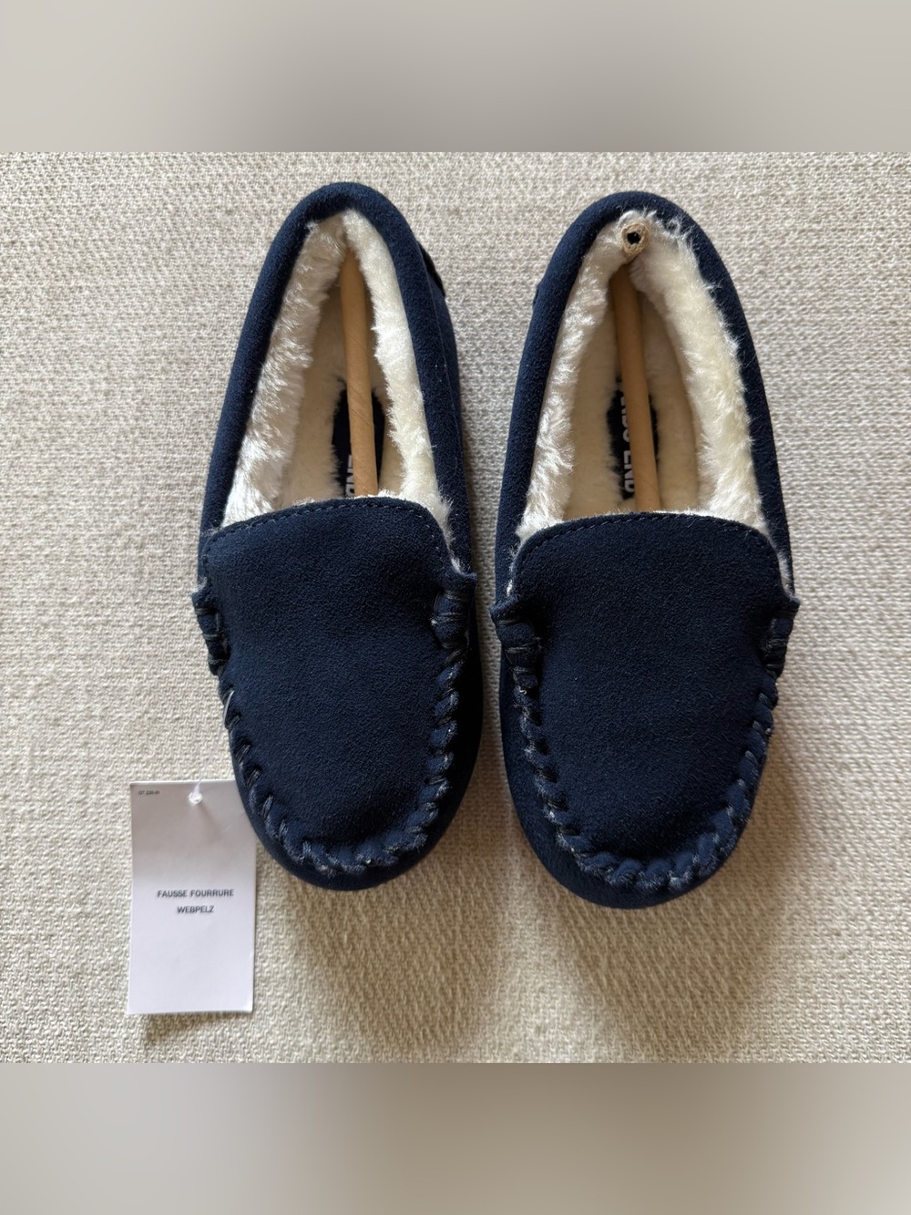 Lands’ End Kids Slippers Size 11 Navy Faux Fur Moccasin